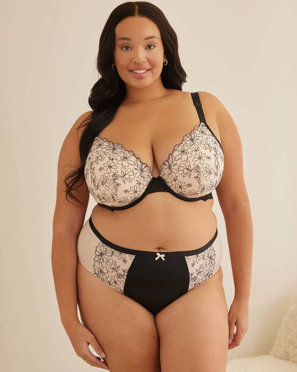 Underwire Padded Plunge Bra with Embroidery - Déesse Collection sold by Reitmans