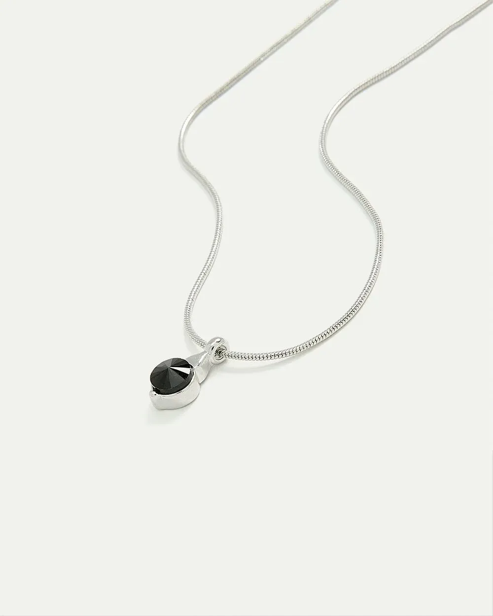 Short Necklace with Black Stone Pendant sold by Reitmans product image thumbnail 3