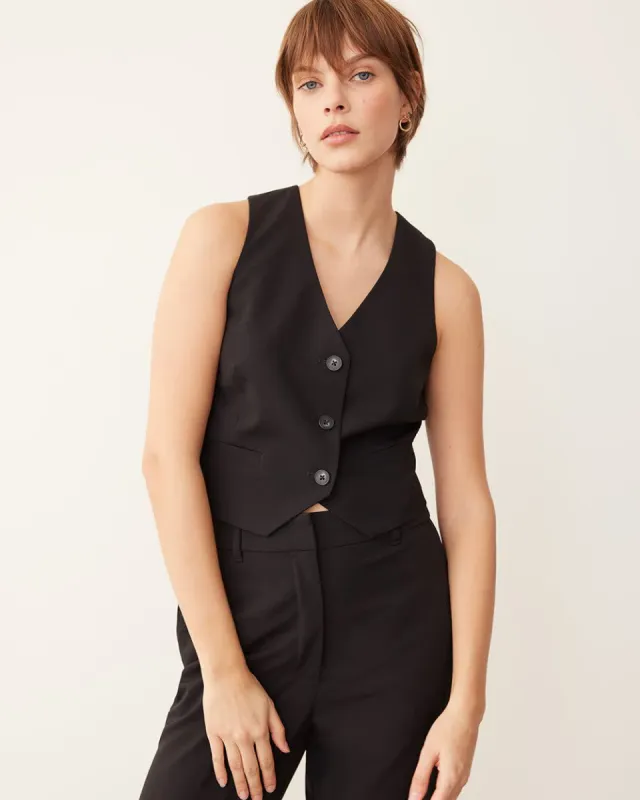 Sleveeless Vest - The Timeless sold by Reitmans