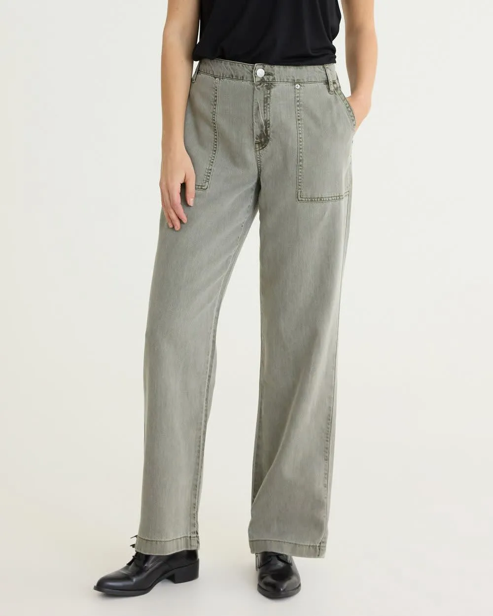 Straight-Leg Mid-Rise Utility Pant sold by Reitmans