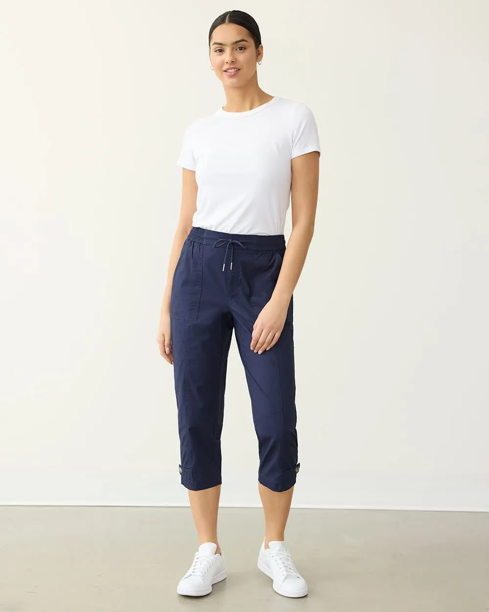 Straight-Leg High-Rise Poplin Capri Pant - Petite sold by Reitmans product image thumbnail 3