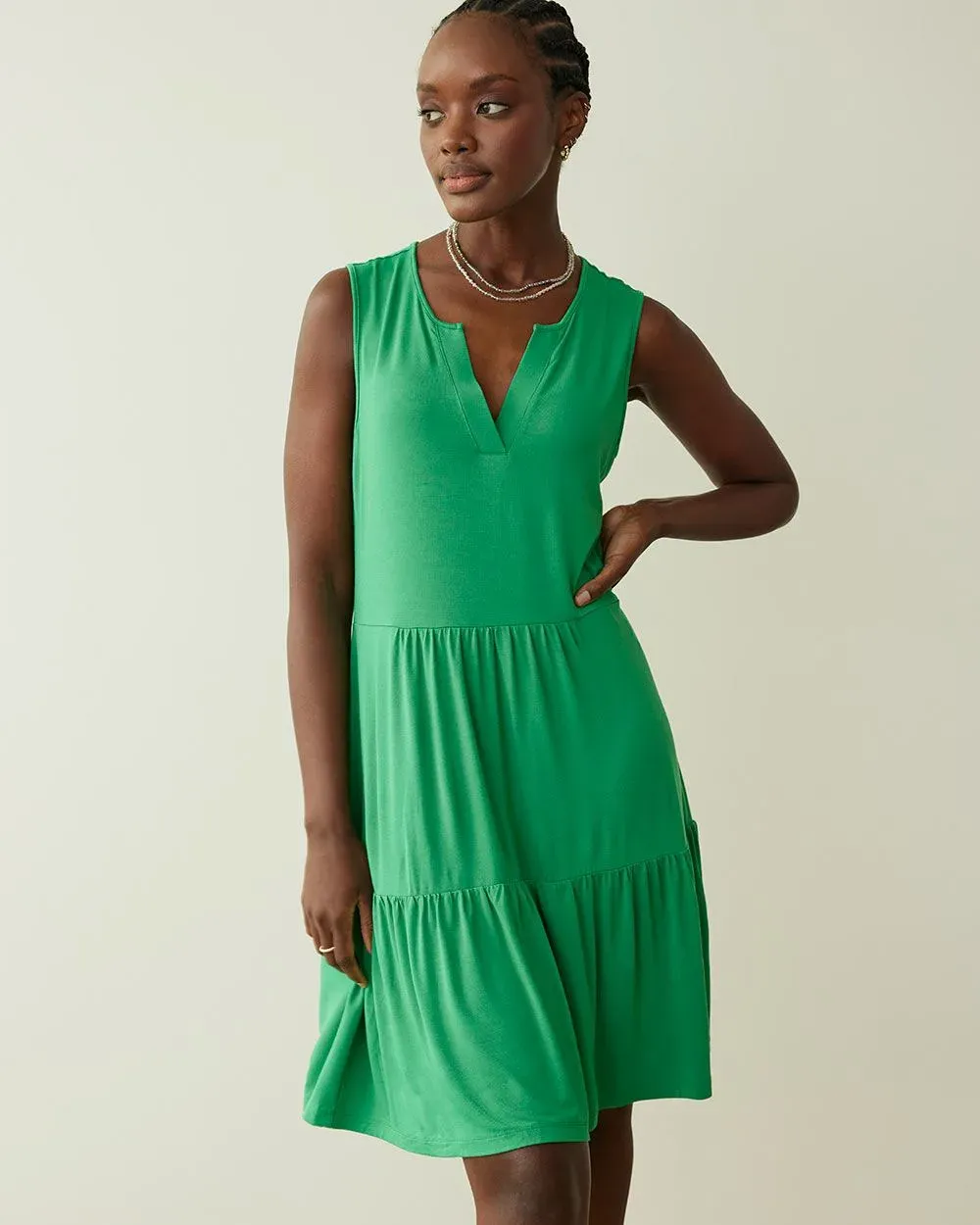 Sleeveless Split-Neck Tiered Dress sold by Reitmans product image thumbnail 5