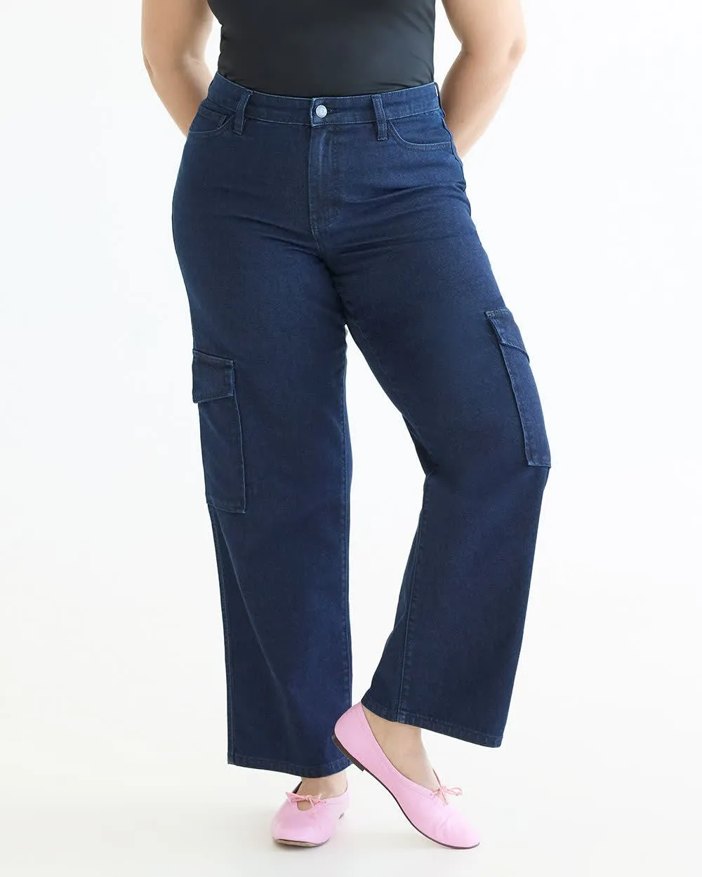 Straight-Leg High-Rise Cargo Denim Pant sold by Reitmans