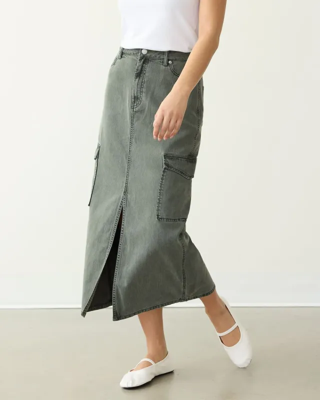 Maxi Skirt with Cargo Pockets sold by Reitmans