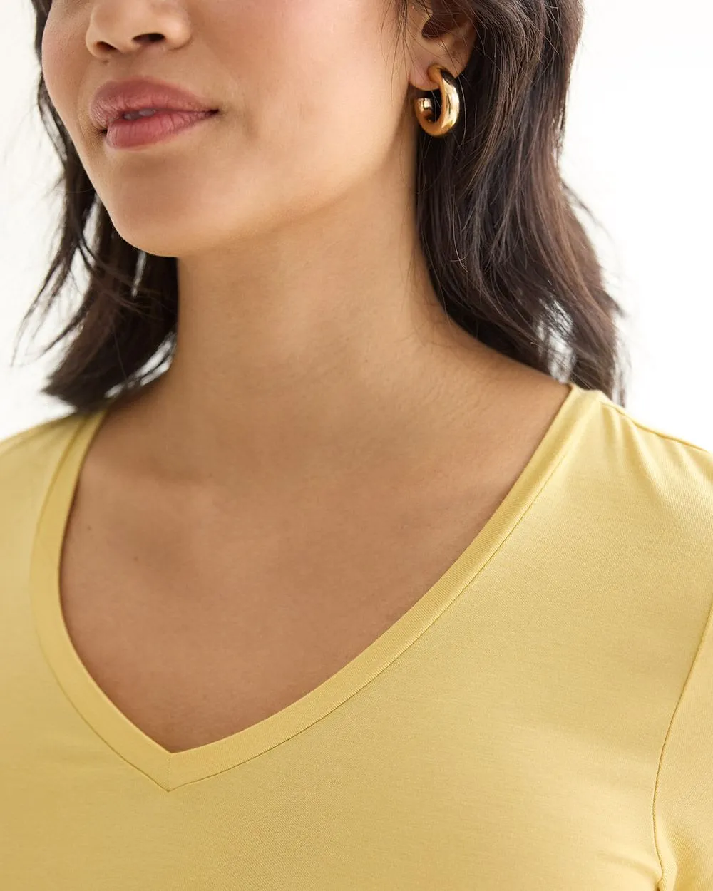 Short-Sleeve V-Neck Tee - R Essentials sold by Reitmans product image thumbnail 4