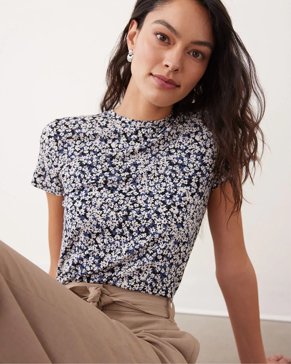 Short-Sleeve Crew-Neck Tee sold by Reitmans product image thumbnail 3