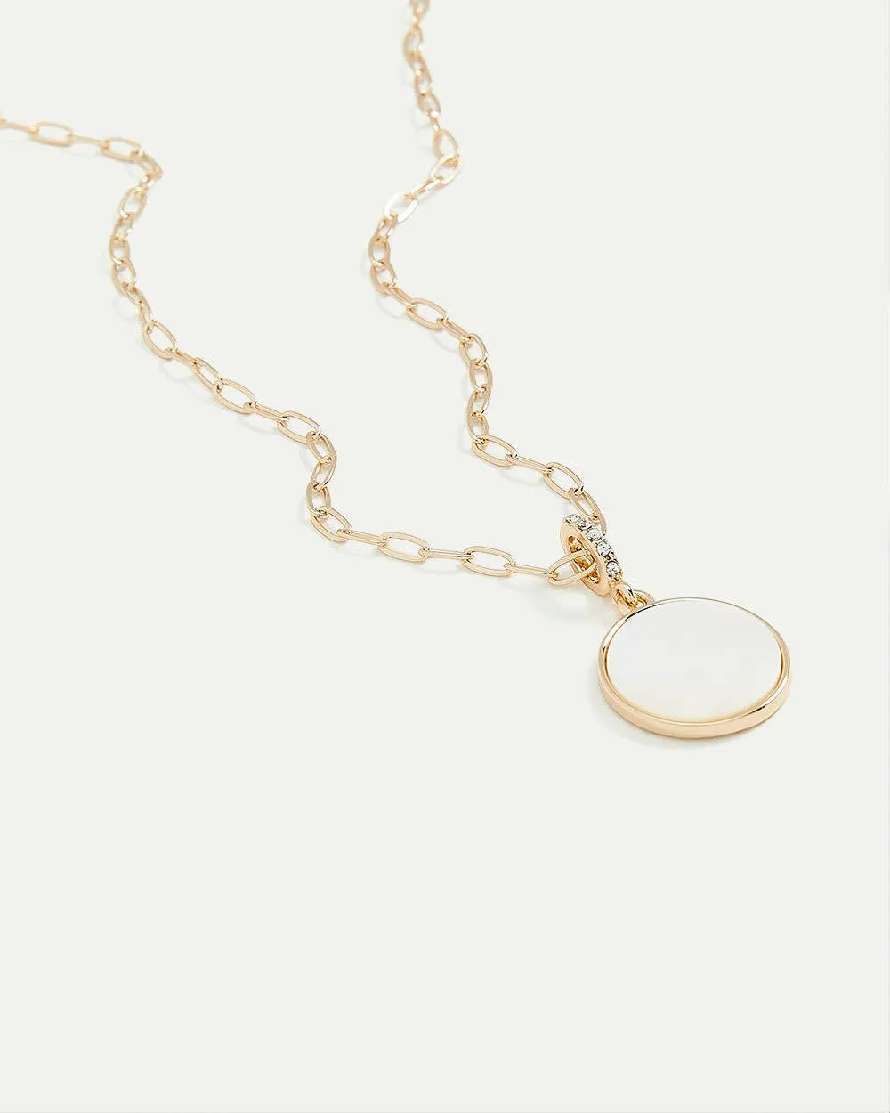 Short Paperclip Chain with Pearl Pendant sold by Reitmans