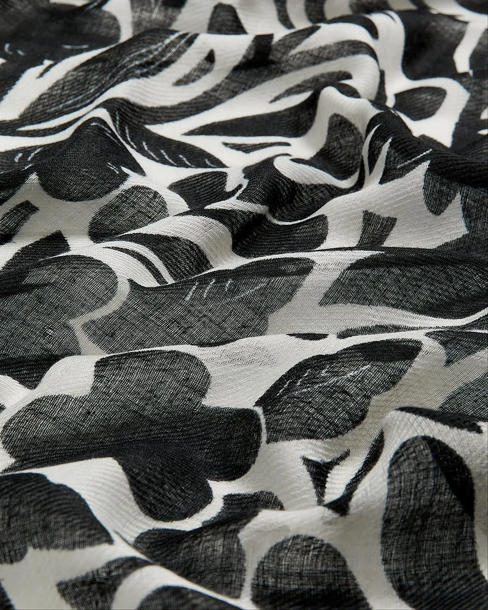 Scarf with Tonal Floral Pattern sold by Reitmans product image thumbnail 3