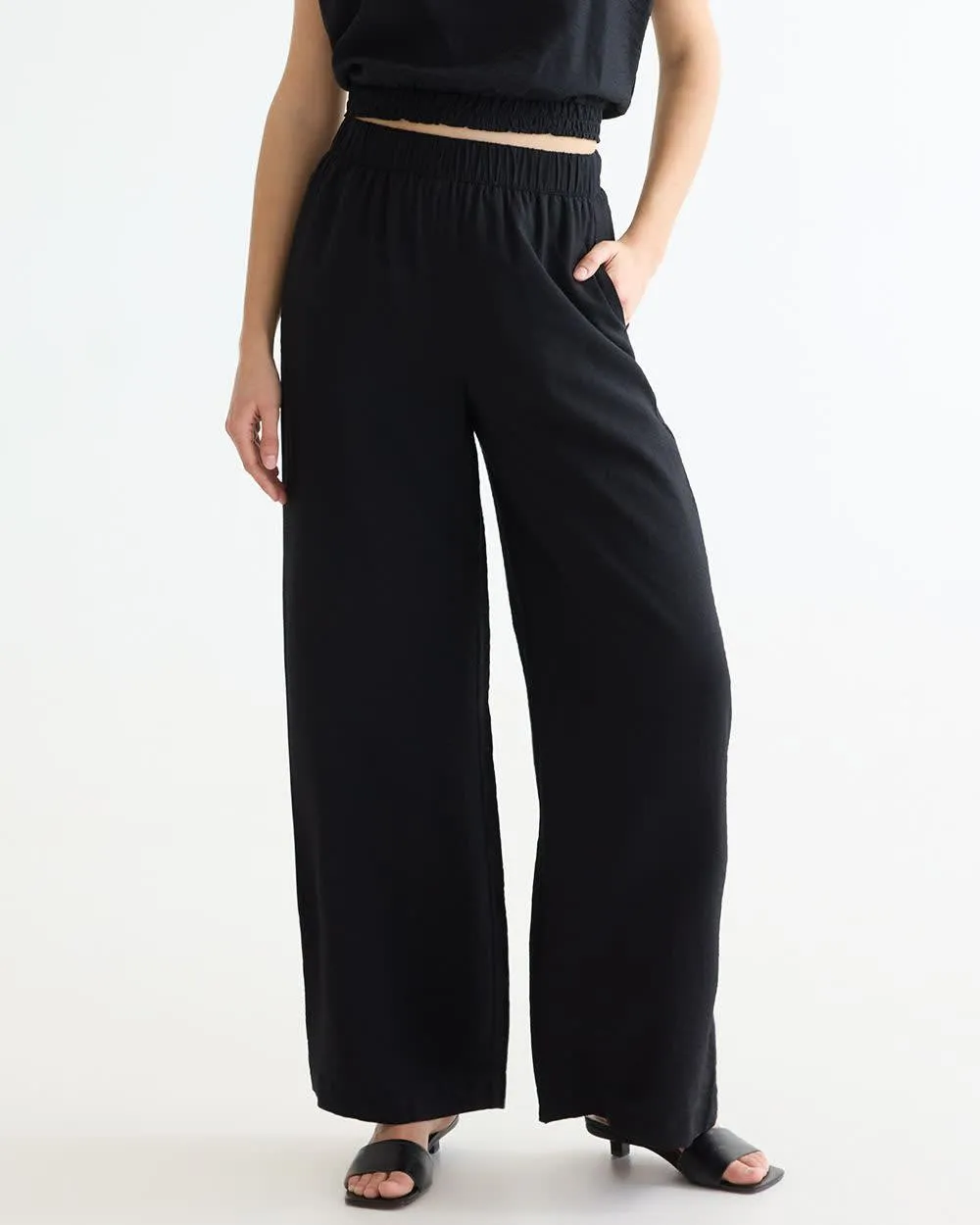 Wide-Leg Pant sold by Reitmans