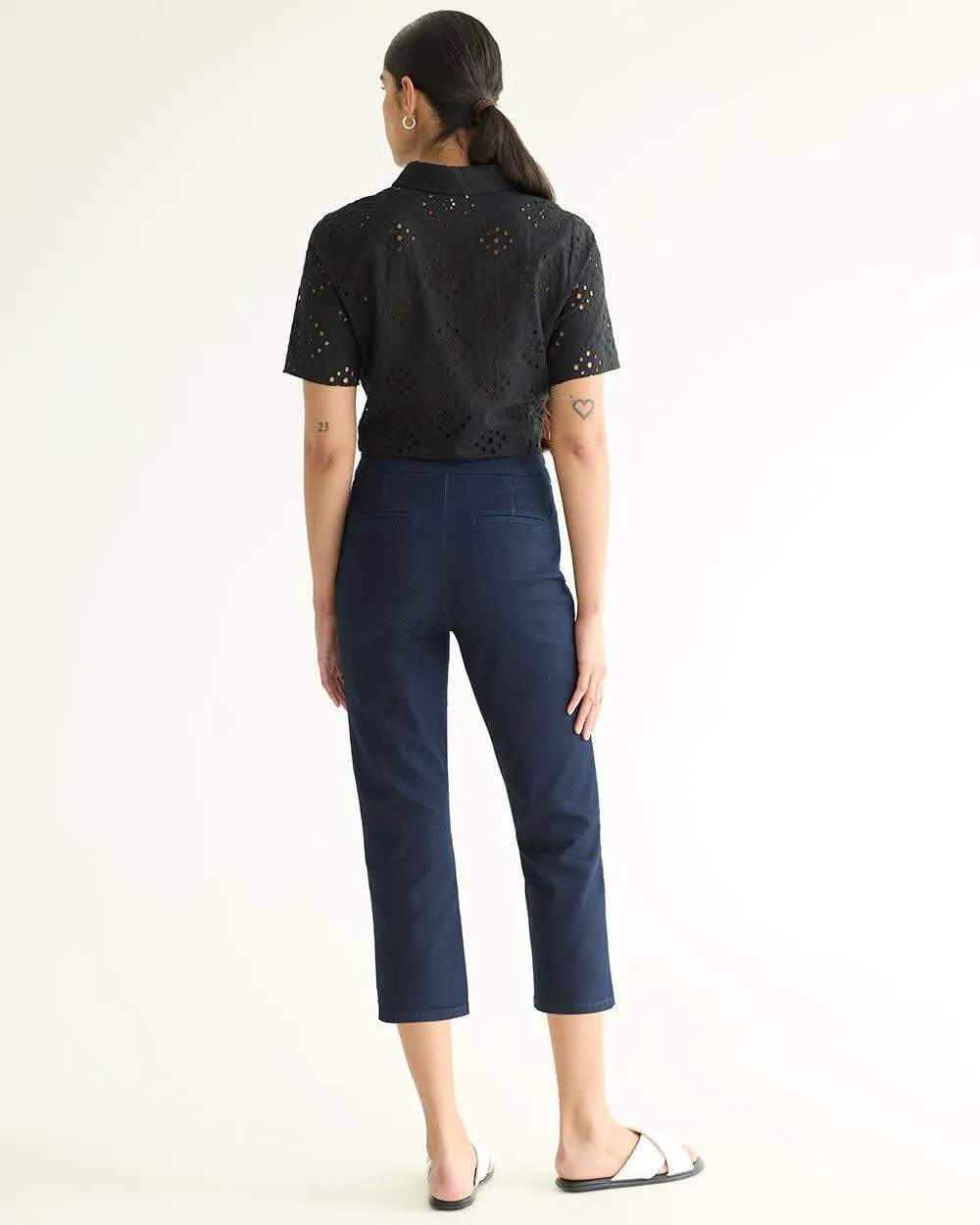 Slim-Leg Mid-Rise Cropped Jean sold by Reitmans product image thumbnail 2