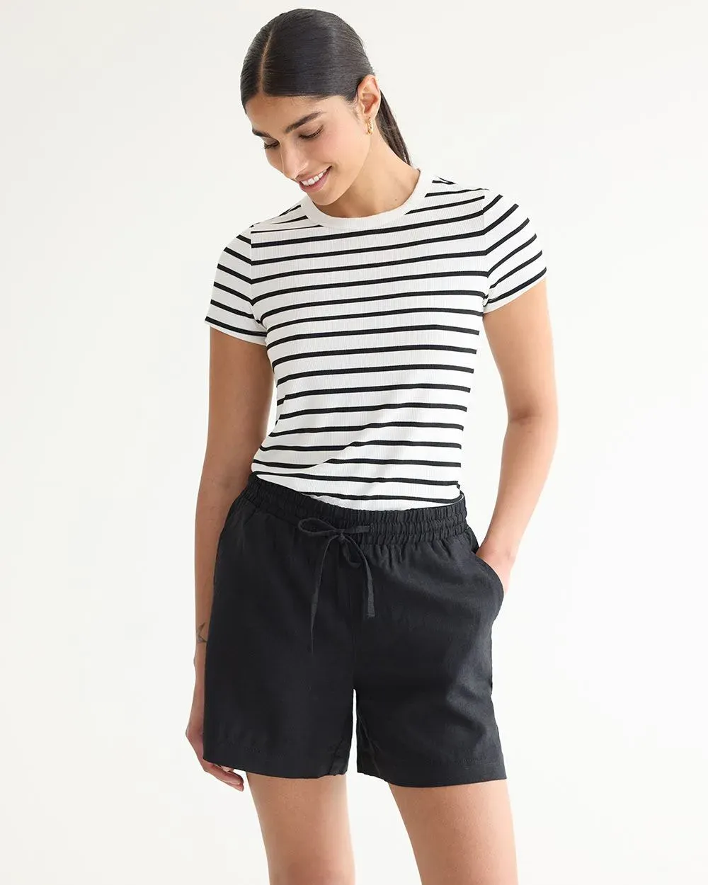 Linen Shorts with Drawstring sold by Reitmans product image thumbnail 5