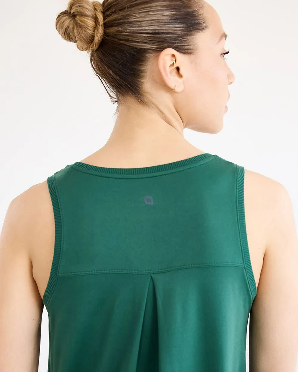 Scoop-Neck Tank - Dry Lux Hyba Essentials sold by Reitmans product image thumbnail 4