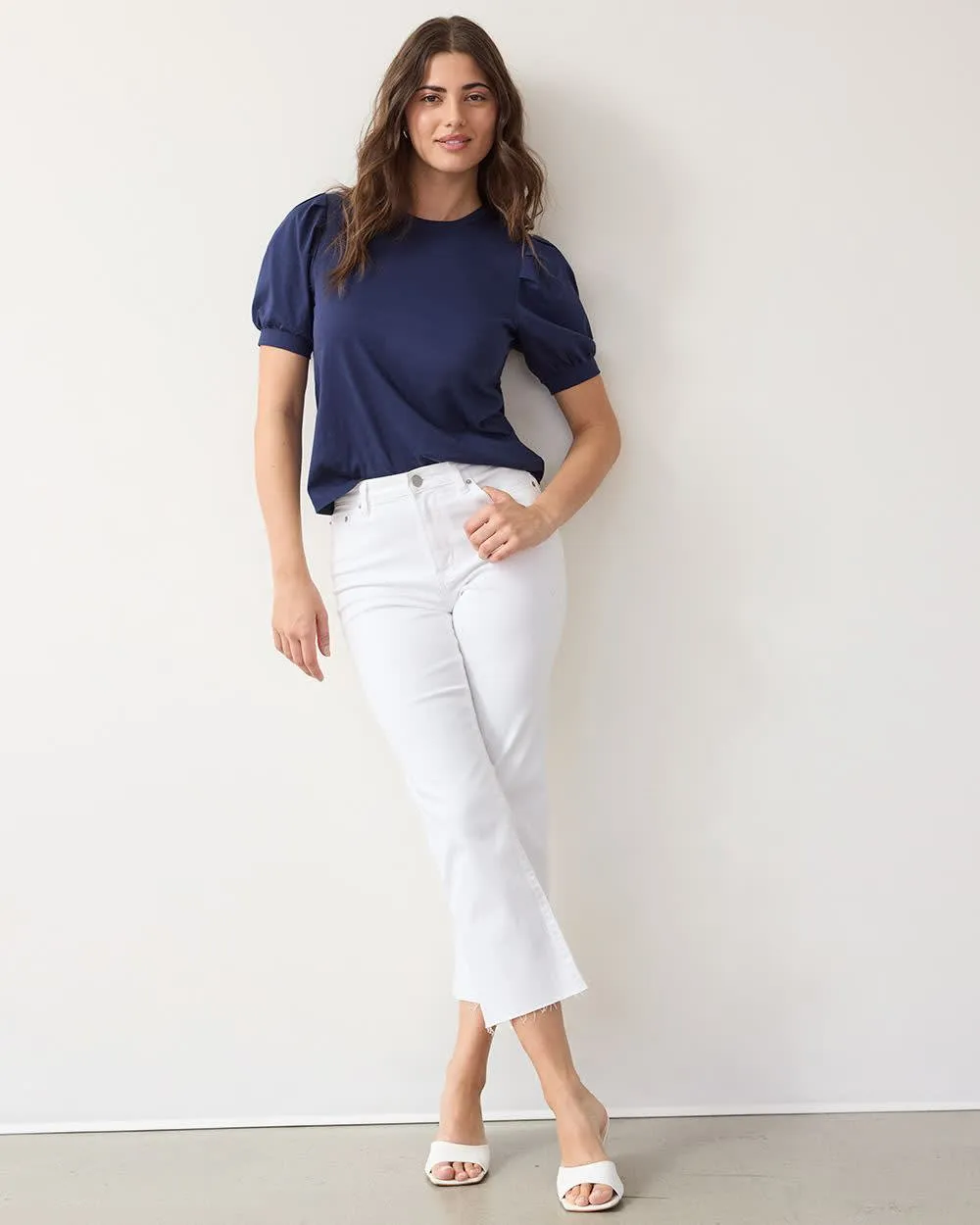 Flare-Leg Mid-Rise Cropped Jean sold by Reitmans product image thumbnail 3