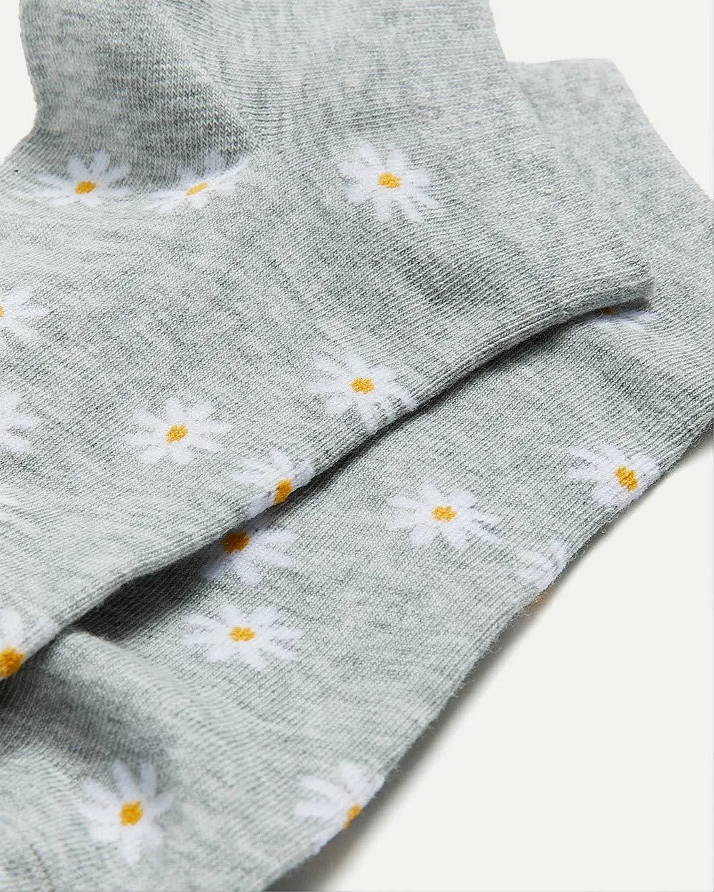 Cotton Anklet Socks with Flowers sold by Reitmans product image thumbnail 3