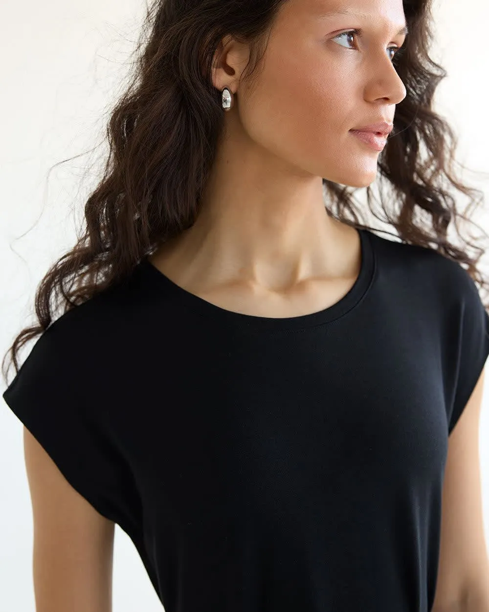 Extended-Sleeve Crew-Neck Midi Dress sold by Reitmans product image thumbnail 4