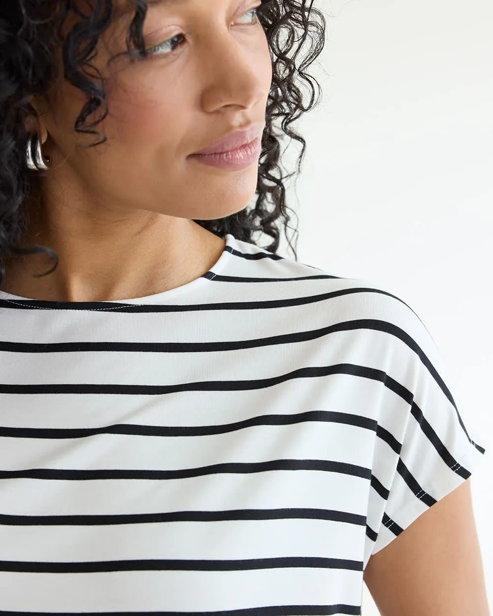 Short-Dolman-Sleeve Boat-Neck Tee sold by Reitmans product image thumbnail 4