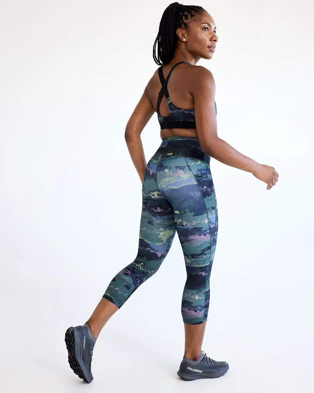 High-Rise Pulse Capri Legging with Pockets - Hyba sold by Reitmans product image thumbnail 2