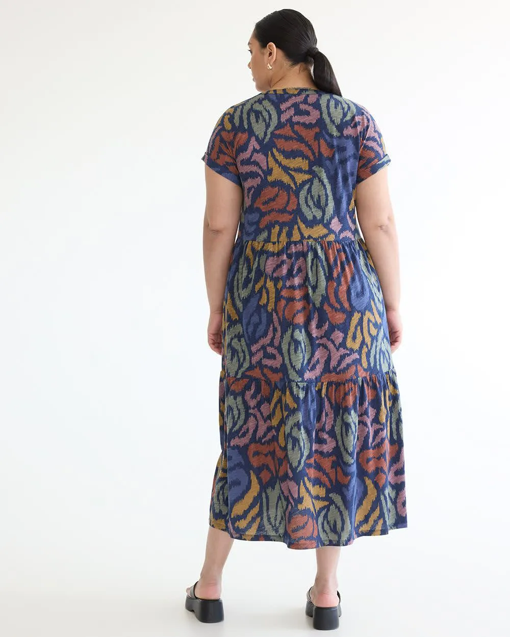 Short-Sleeve Tiered Midi Dress with Split Neckline sold by Reitmans product image thumbnail 2