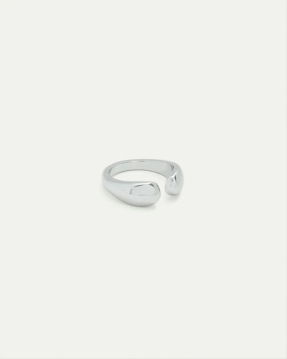 Curved Open Ring sold by Reitmans product image thumbnail 3