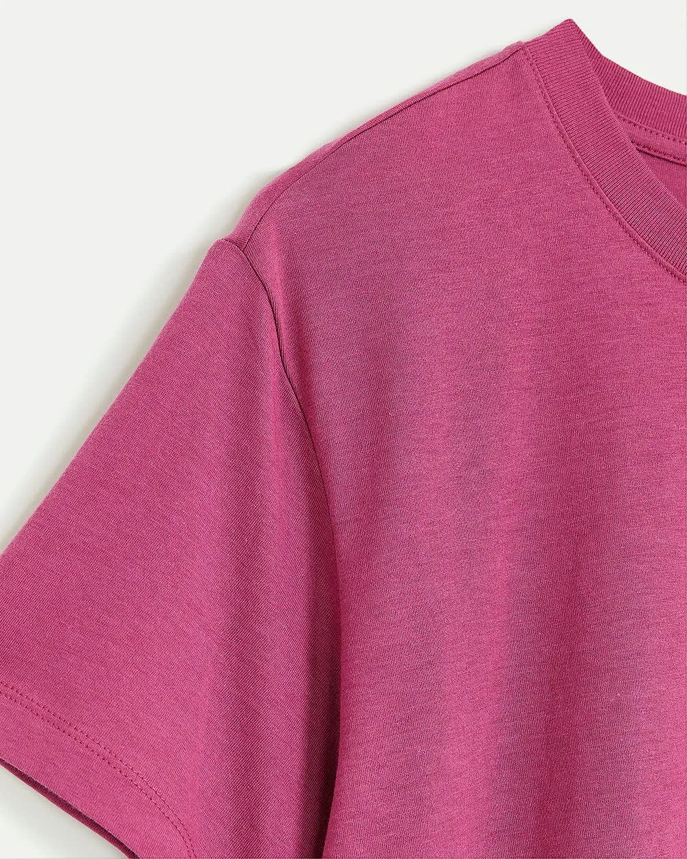 Short-Sleeve Crew-Neck Tee sold by Reitmans product image thumbnail 3