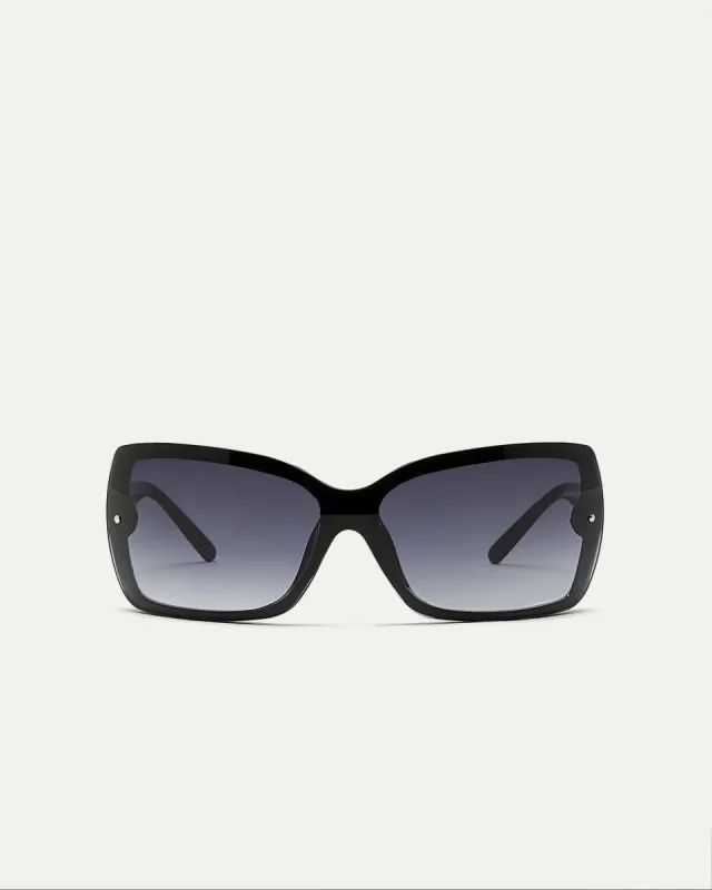 Sunglasses with Curved Lenses sold by Reitmans