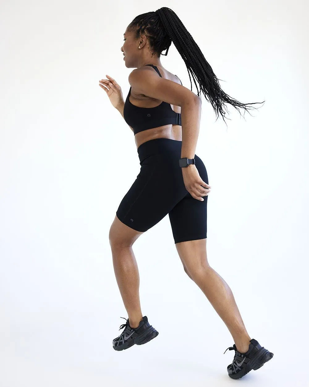 Sculptor Biker Short with Pockets - Hyba sold by Reitmans product image thumbnail 2