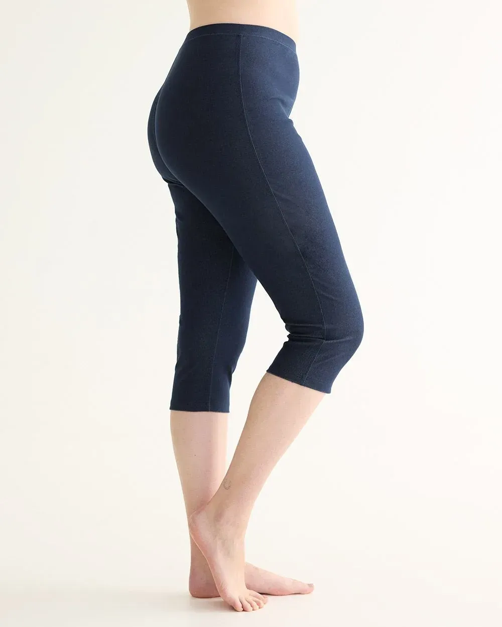 Denim Capri Legging Pants sold by Reitmans product image thumbnail 3