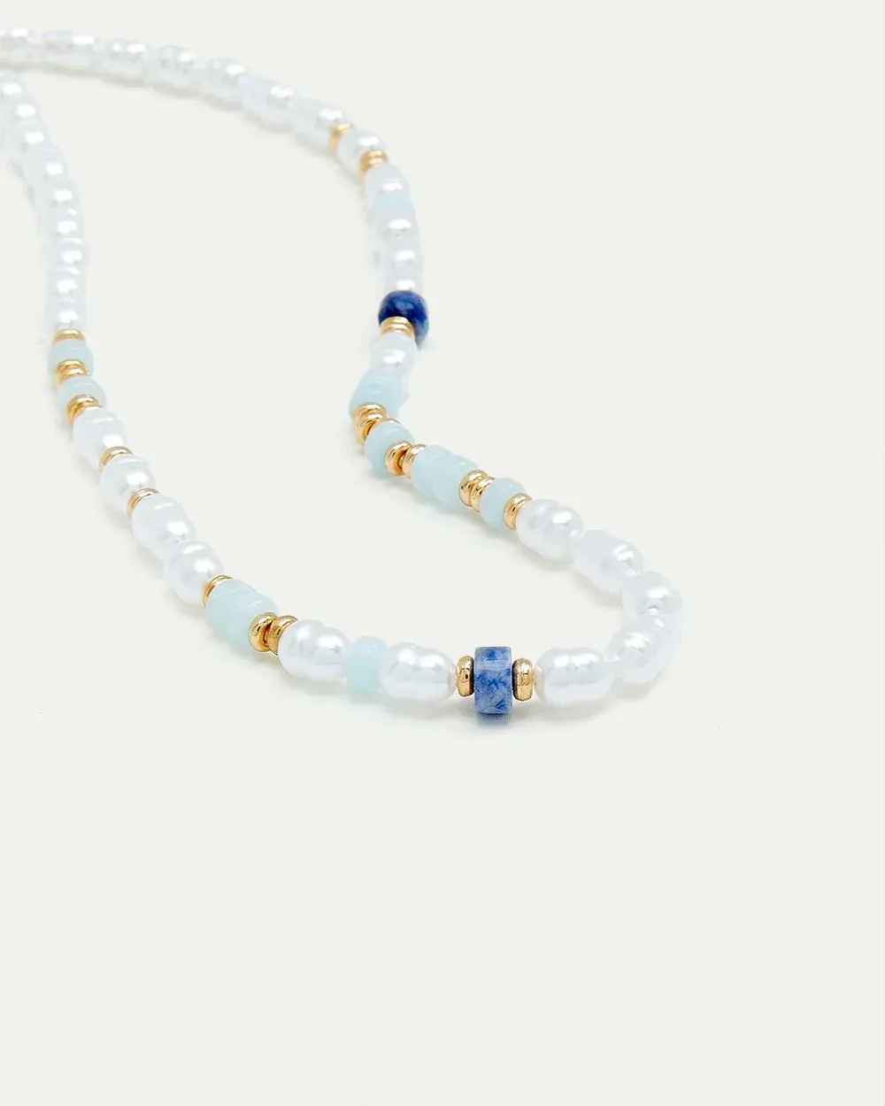 Short Necklace with Blue Beads and Pearls sold by Reitmans product image thumbnail 3
