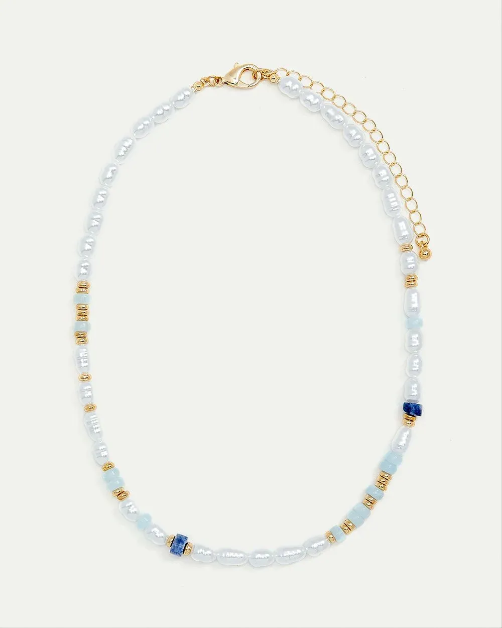 Short Necklace with Blue Beads and Pearls sold by Reitmans product image thumbnail 4