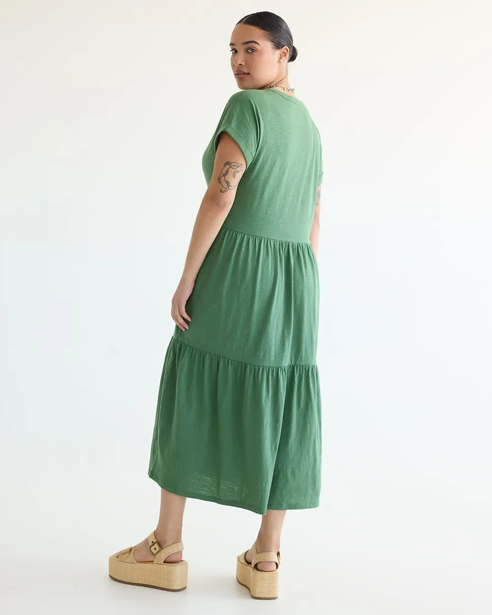Short-Sleeve Tiered Midi Dress with Split Neckline sold by Reitmans product image thumbnail 2