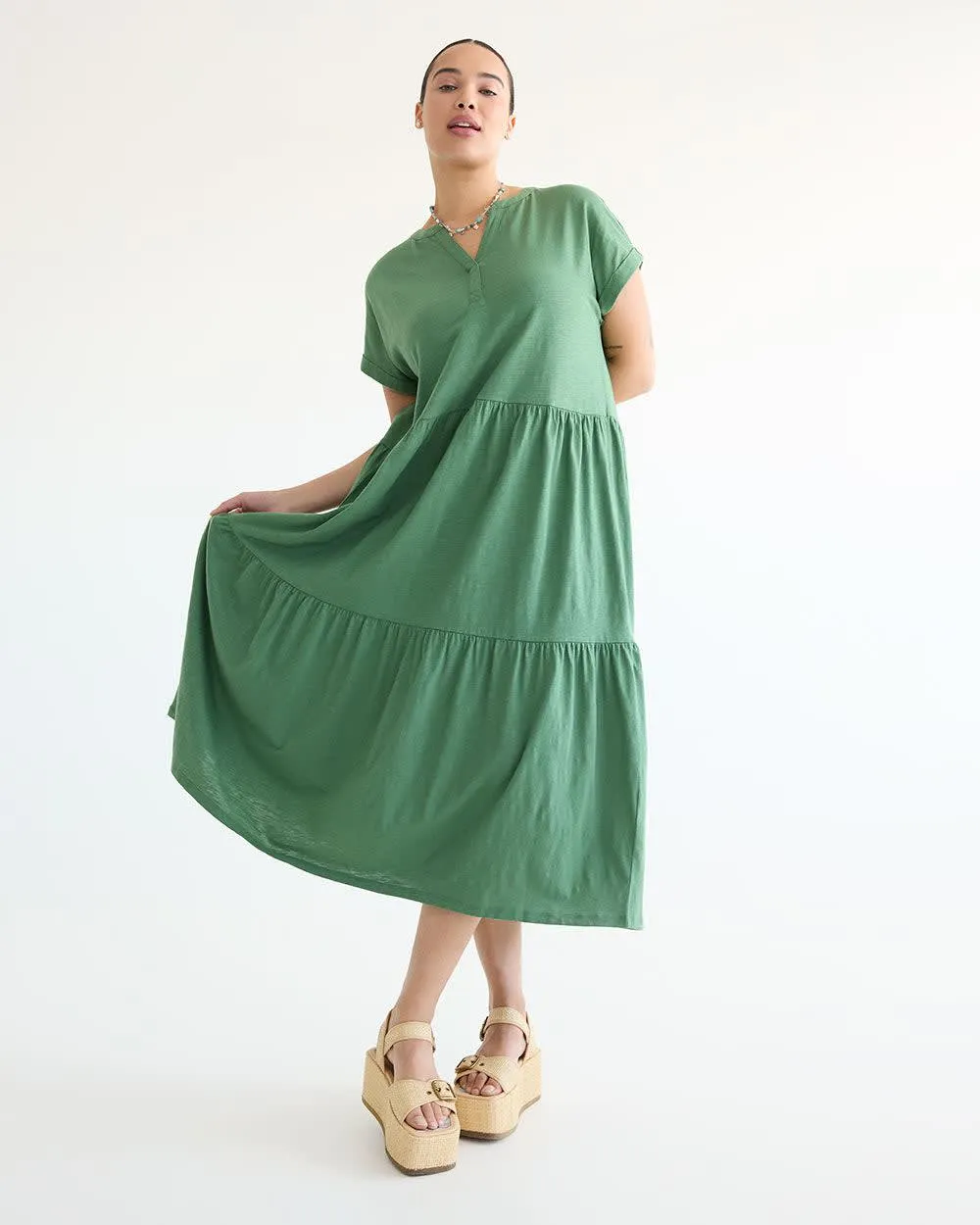 Short-Sleeve Tiered Midi Dress with Split Neckline sold by Reitmans product image thumbnail 3