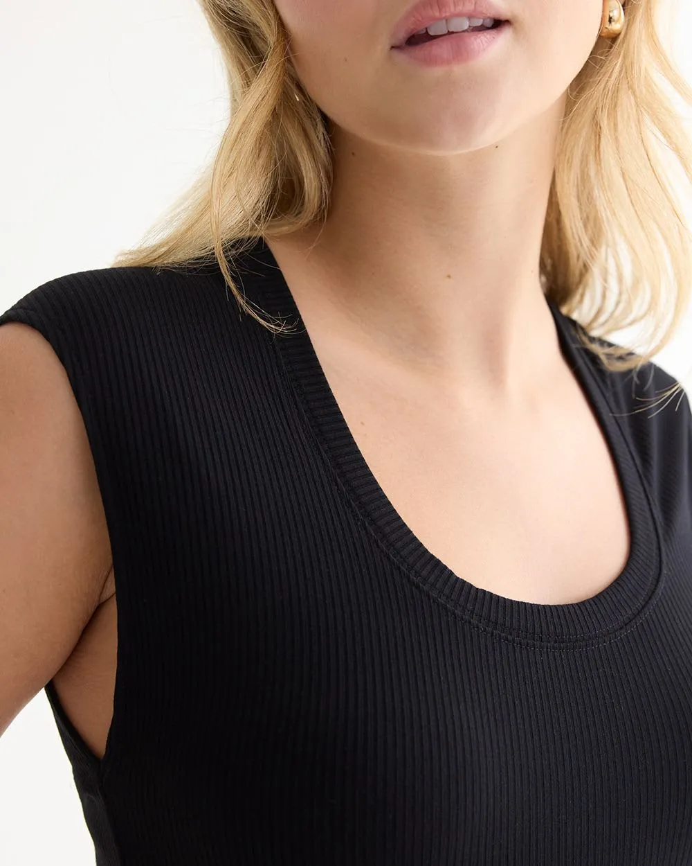 Extended-Sleeve Scoop-Neck Ribbed Tee sold by Reitmans product image thumbnail 4