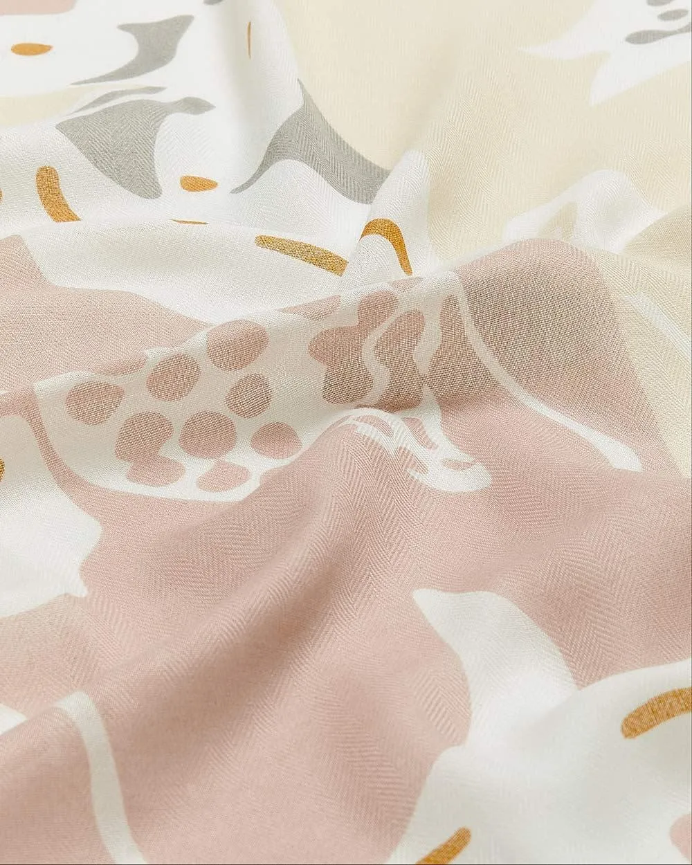 Oversized Scarf with Floral Pattern sold by Reitmans product image thumbnail 2