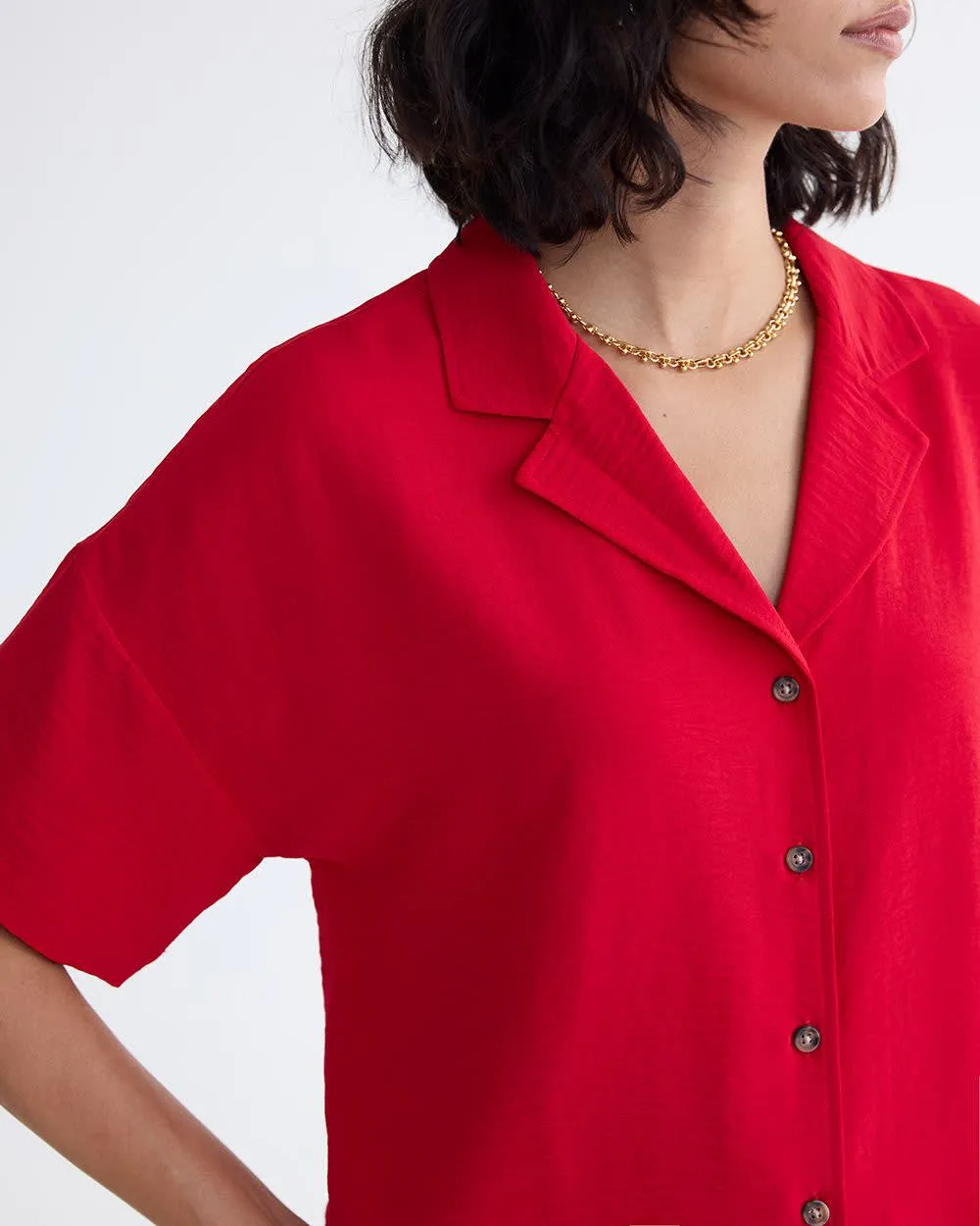 Short-Sleeve Buttoned-Down Blouse sold by Reitmans product image thumbnail 4