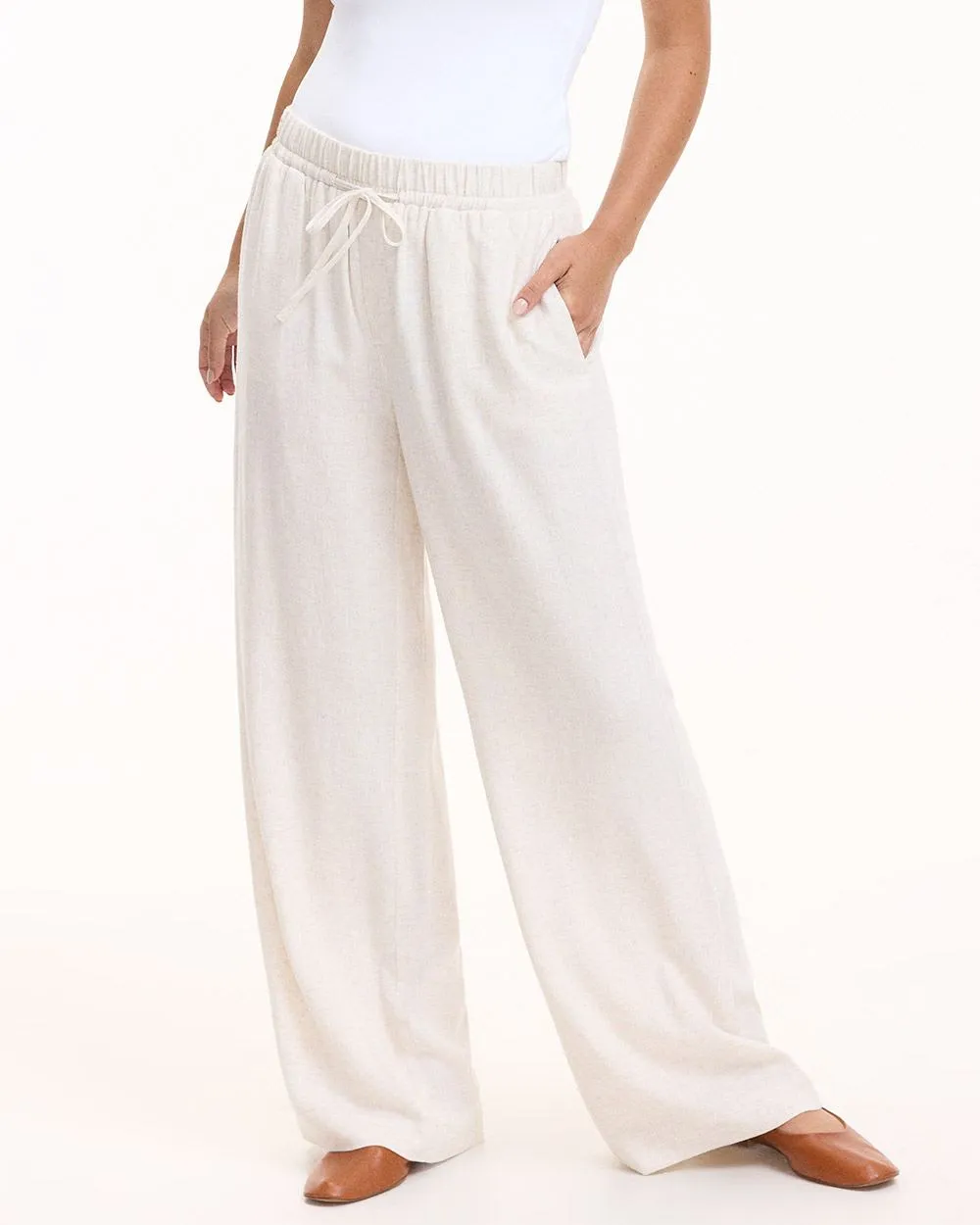Wide-Leg Linen-Blend Pant sold by Reitmans