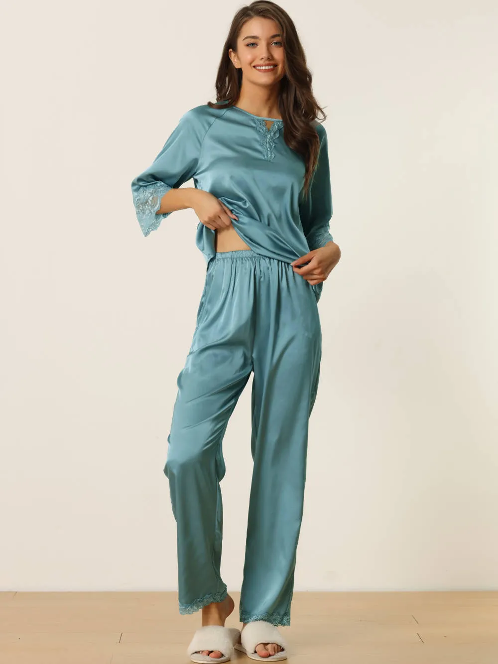 cheibear - Lace 3/4 Sleeves Lounge with Pants Pajama Set sold by Reitmans product image thumbnail 2