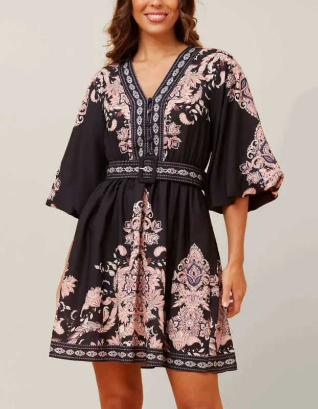 Annick - Esmeralda Dress Belted V-Neck Paisley Print Black sold by Reitmans