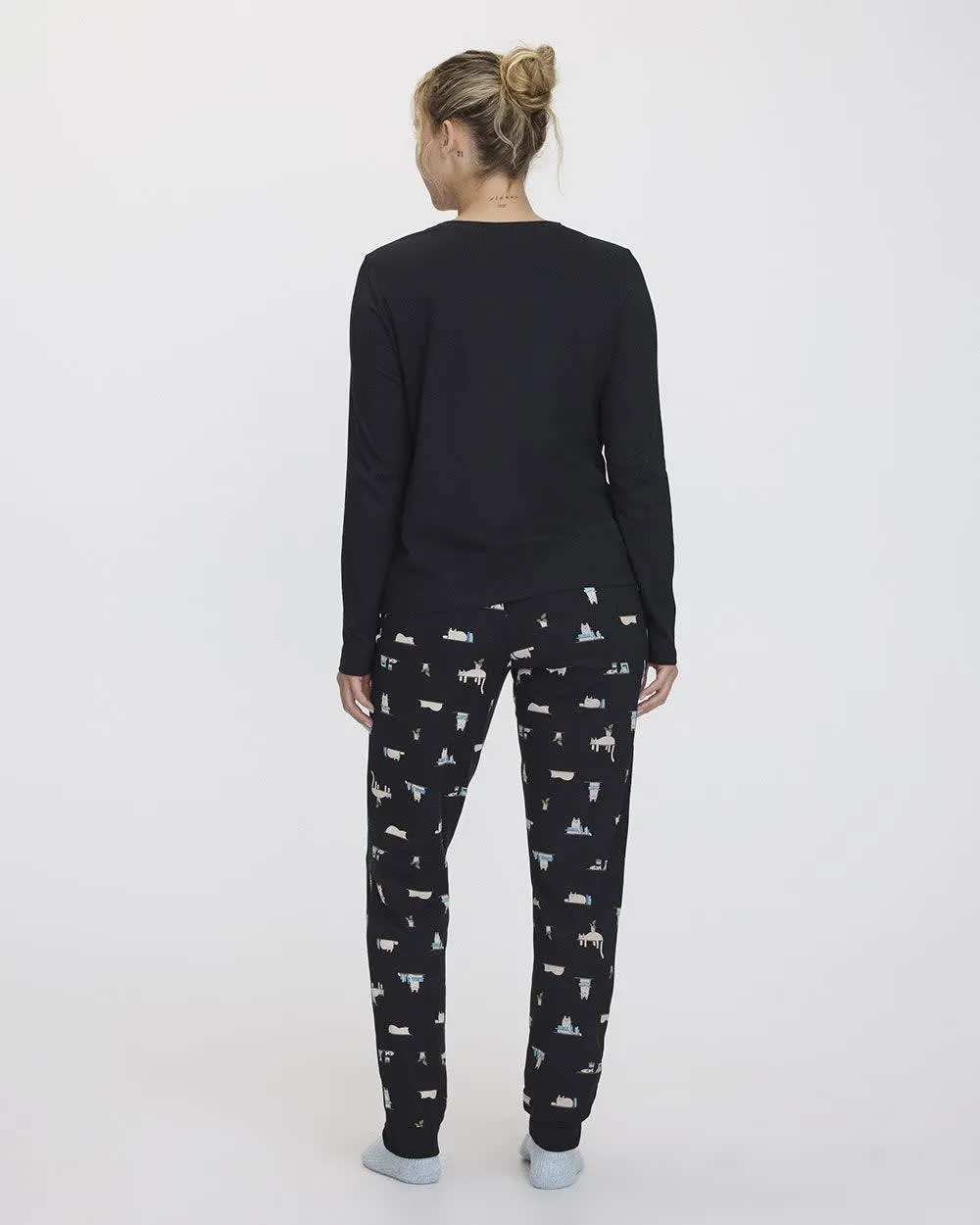 Long-Sleeve Top and Jogger Cotton Pyjama Set sold by Reitmans product image thumbnail 2