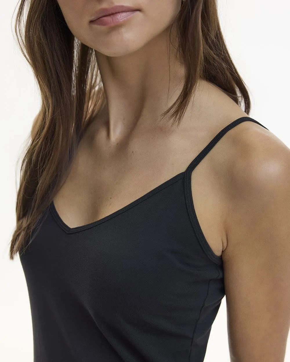 V-Neck Cotton Tank - R Essentials sold by Reitmans product image thumbnail 4