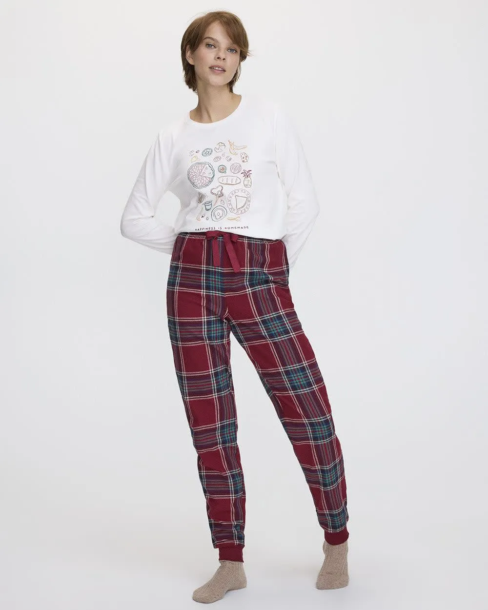 Long-Sleeve Top and Flannel Jogger Pyjama Set sold by Reitmans