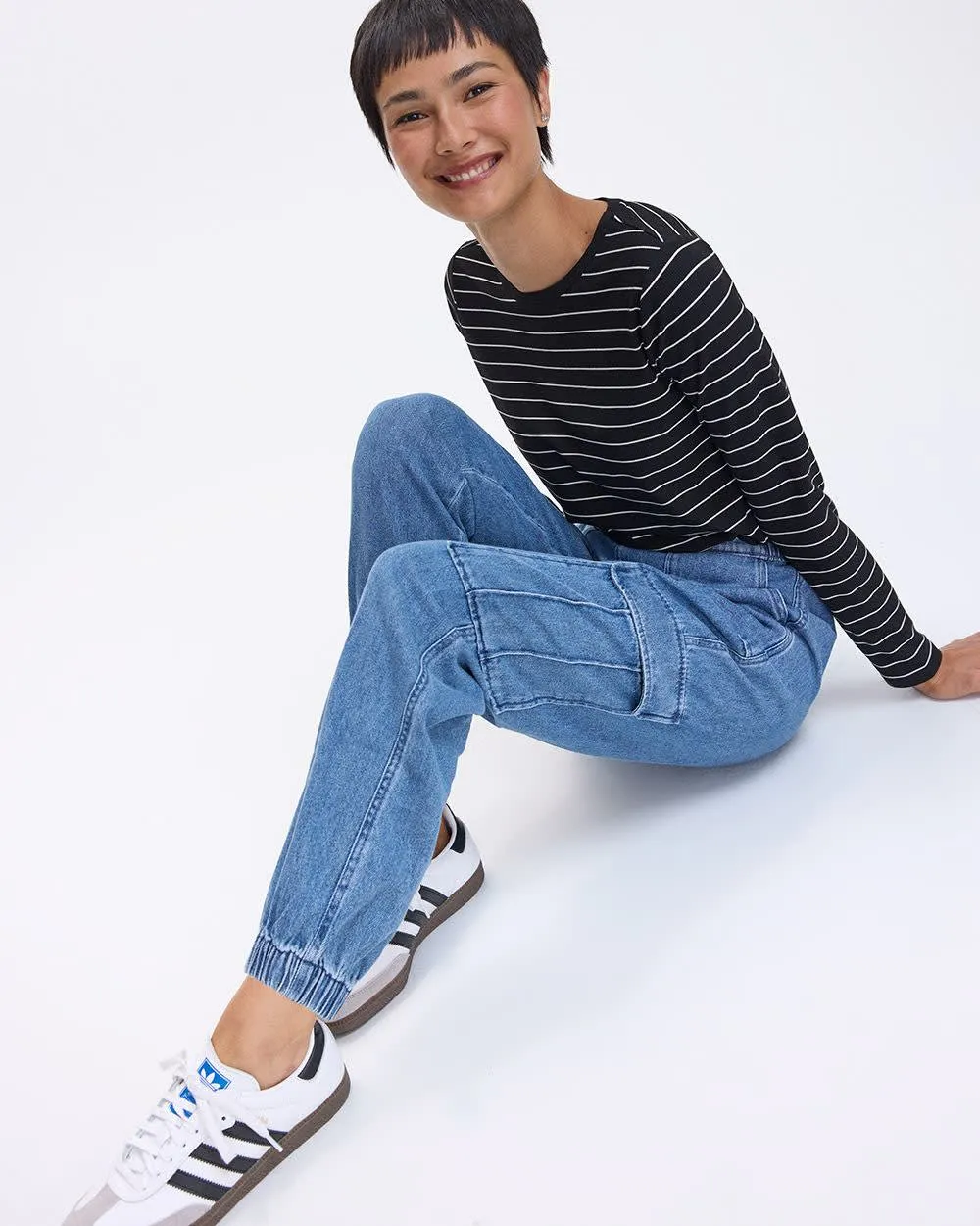 Denim Jogger with Cargo Pockets - Petite sold by Reitmans product image thumbnail 4