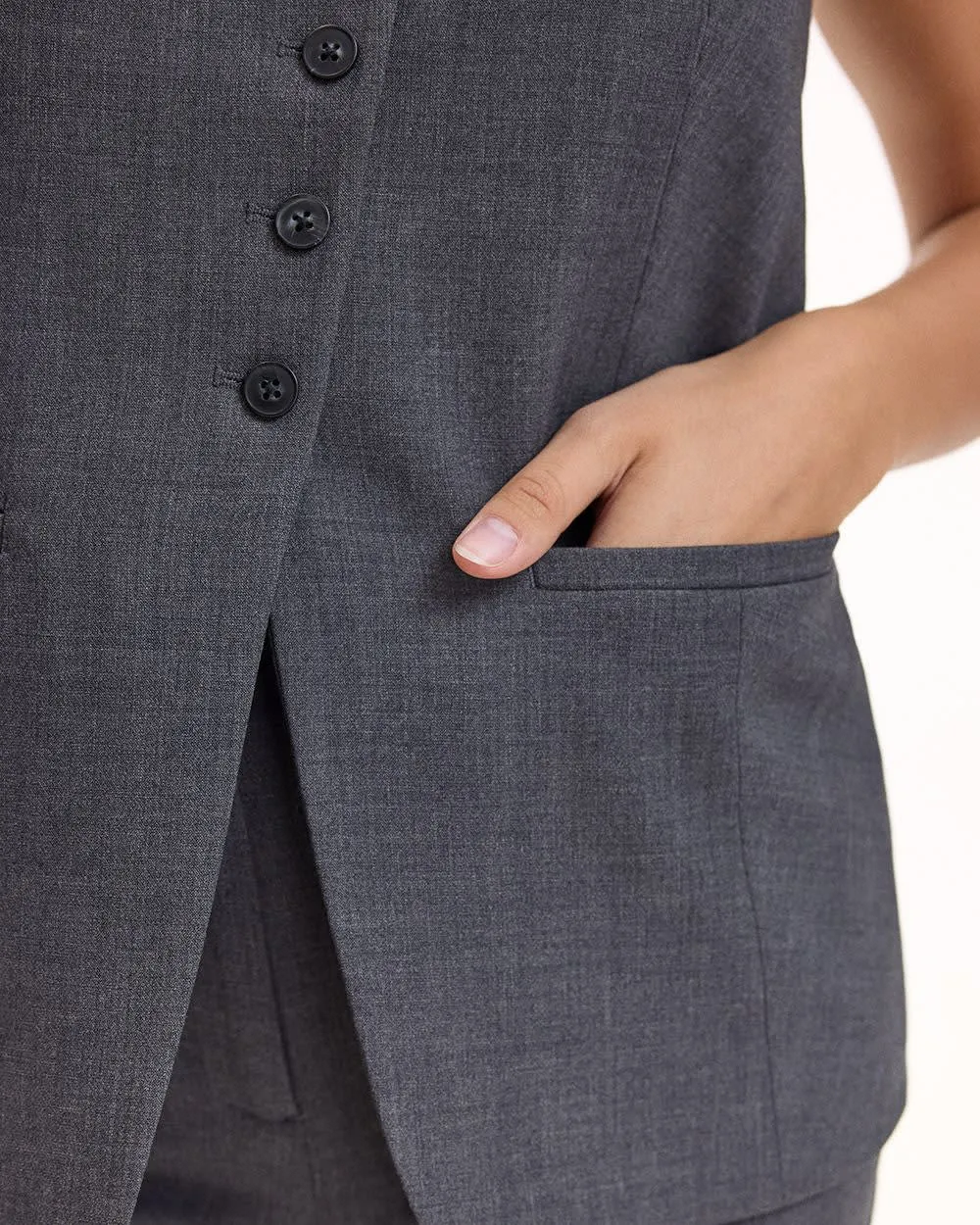 Long Sleeveless Vest sold by Reitmans product image thumbnail 4