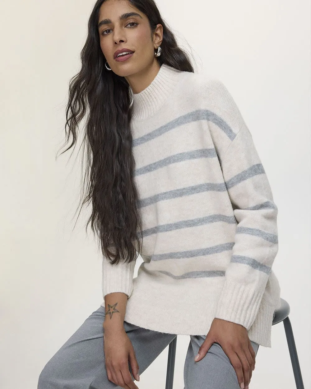 Long-Sleeve Mock-Neck PlushSoft Loose Tunic sold by Reitmans product image thumbnail 3