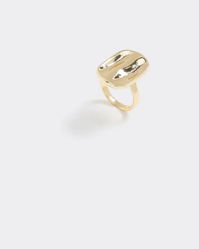 Rectangle-Top Signet Ring sold by Reitmans