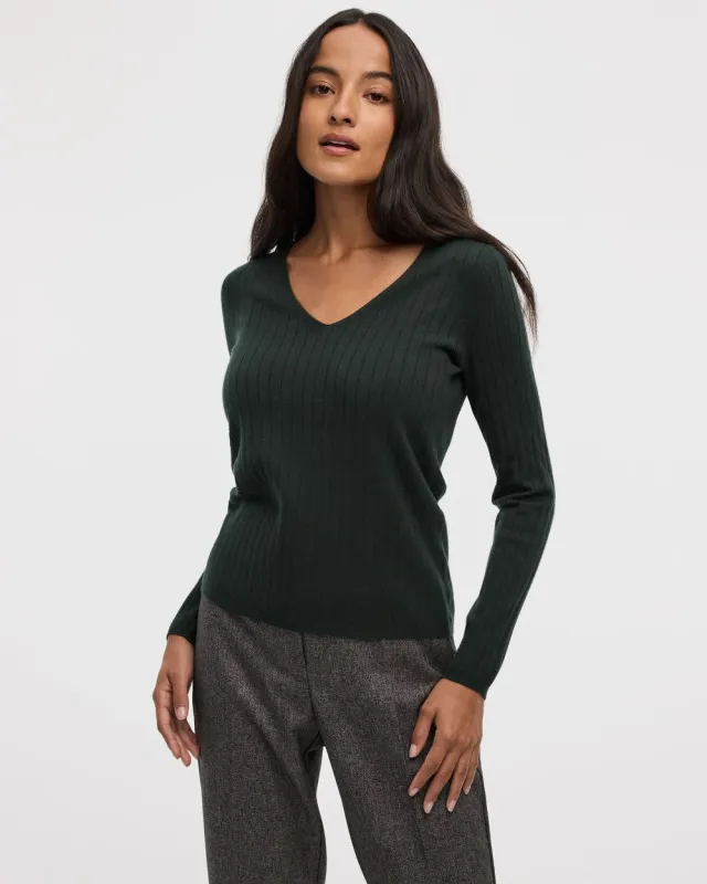 Long-Sleeve V-Neck Pullover with Wide Ribs sold by Reitmans