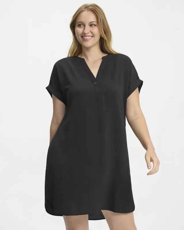 Short-Sleeve Loose Dress with Split Neckline made by Reitmans