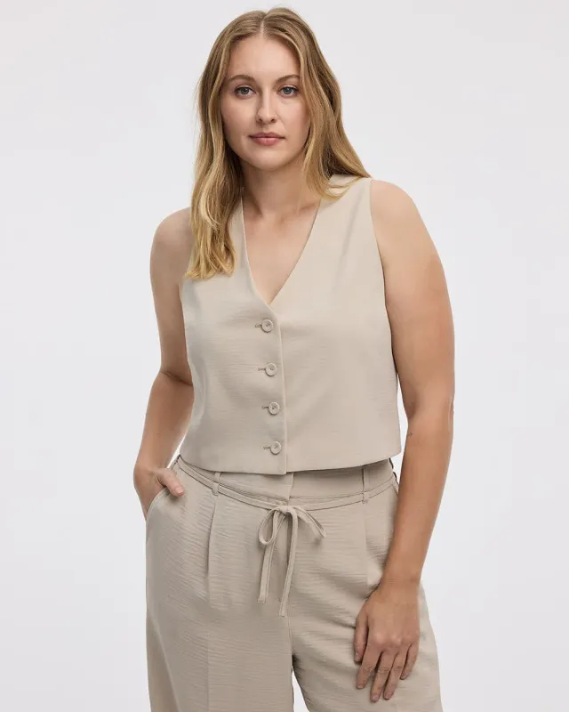 Airflow Sleeveless Vest sold by Reitmans