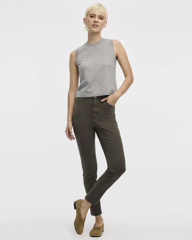 Skinny-Leg High-Rise Jean - The Signature (R) sold by Reitmans