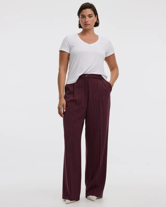 Wide-Leg Mid-Rise Pant - The Timeless - Curvy Fit sold by Reitmans