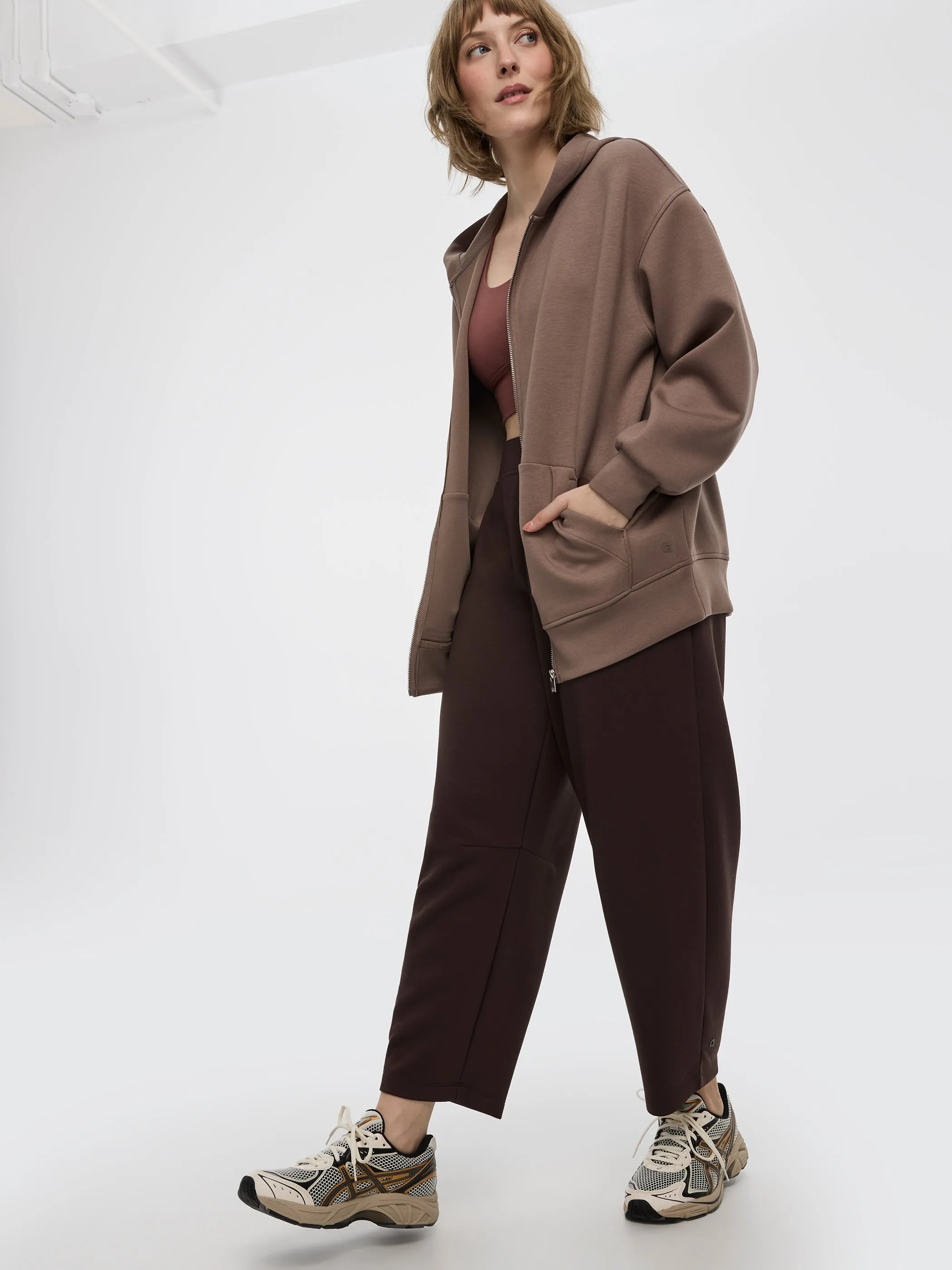 Barrel-Leg Pull-On Pant - HYLUX Hyba sold by Reitmans product image thumbnail 4